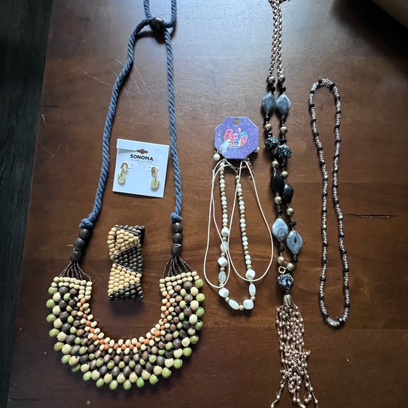 Sonoma Gold and Black Necklace Collection - Picture 1 of 13